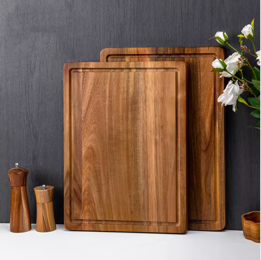 Planche à découper en bois d’acacia
