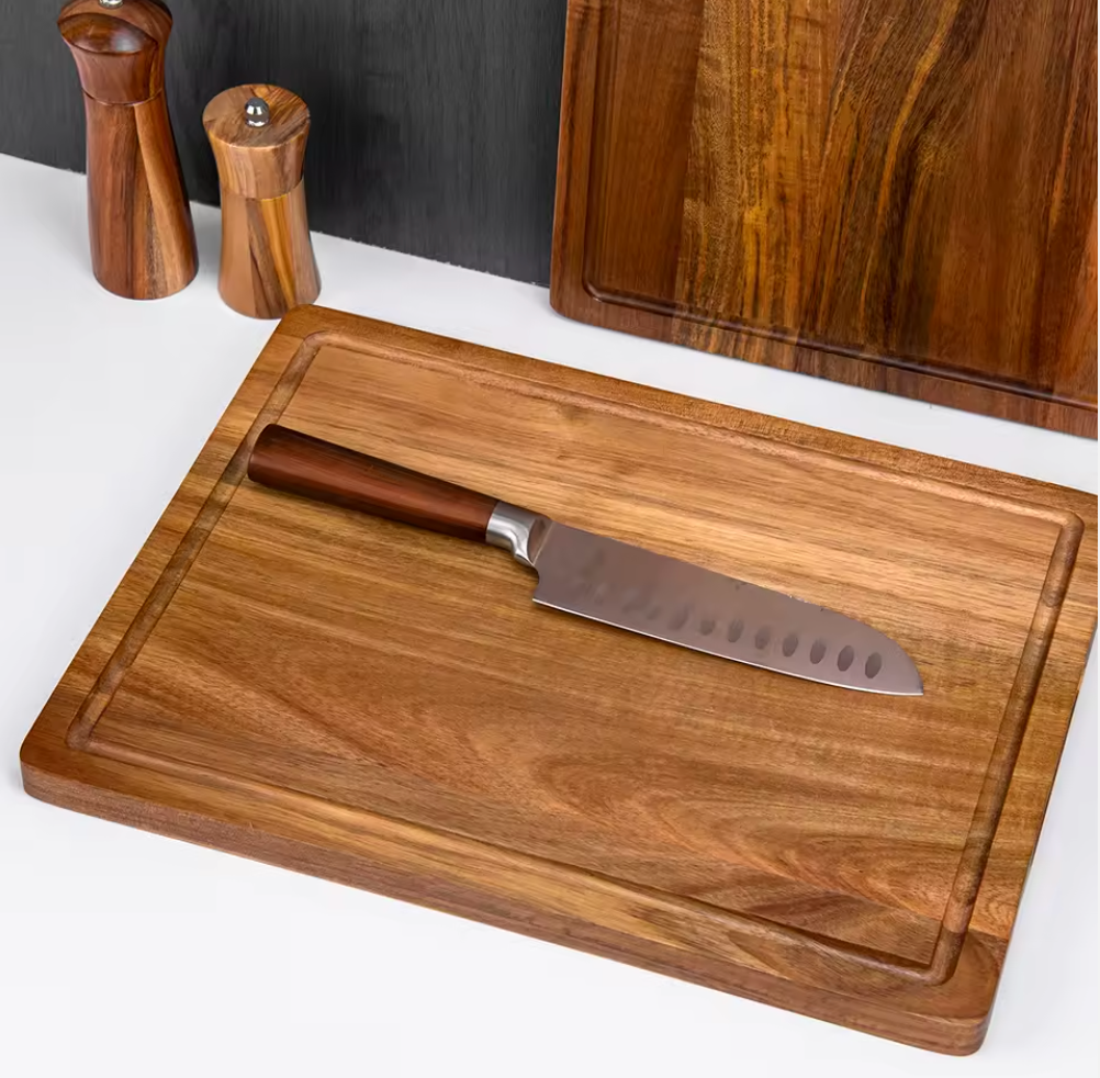 Planche à découper en bois d’acacia