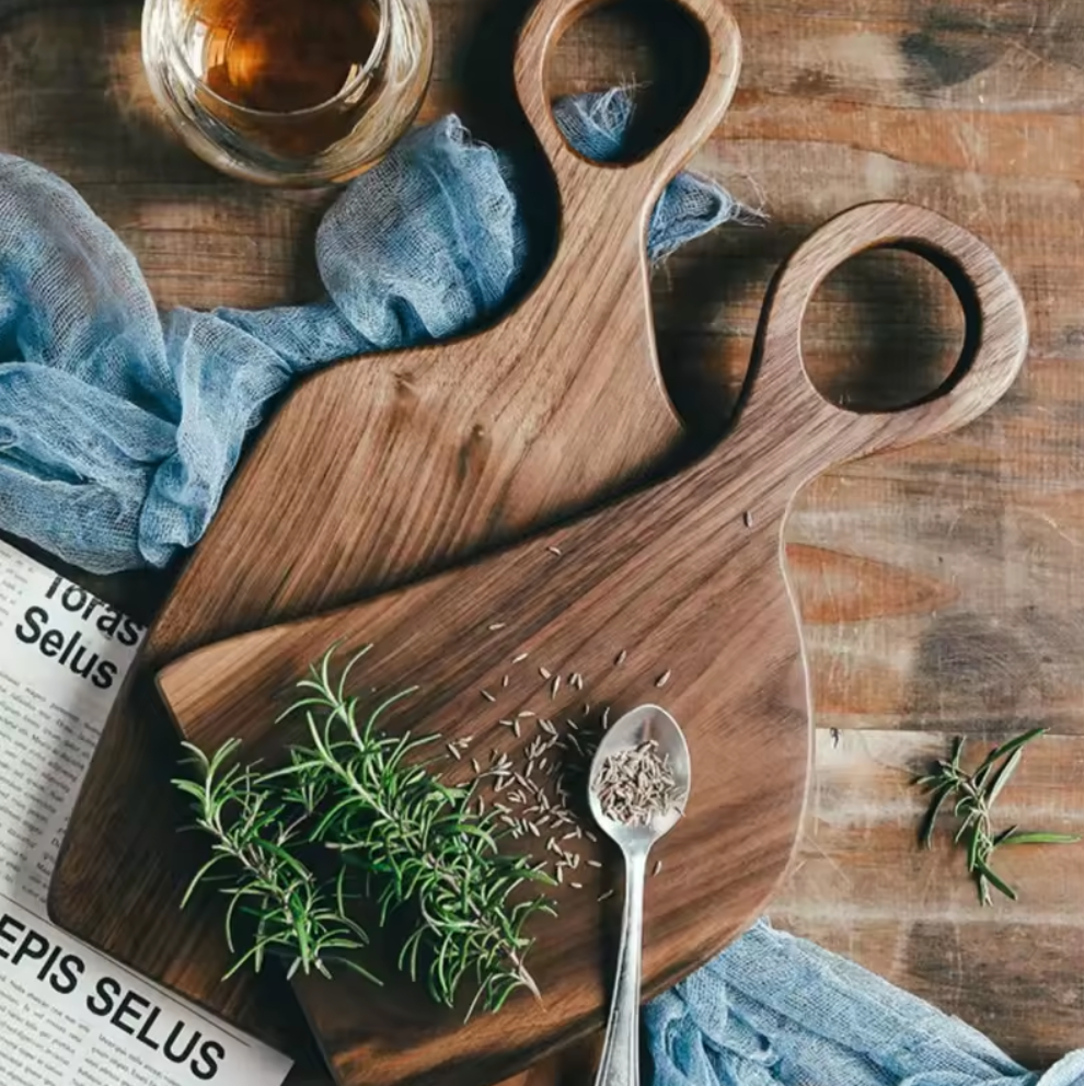 Planches de service en bois