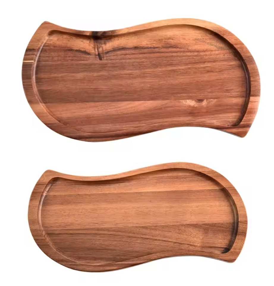 Petit plateau ovale en bois