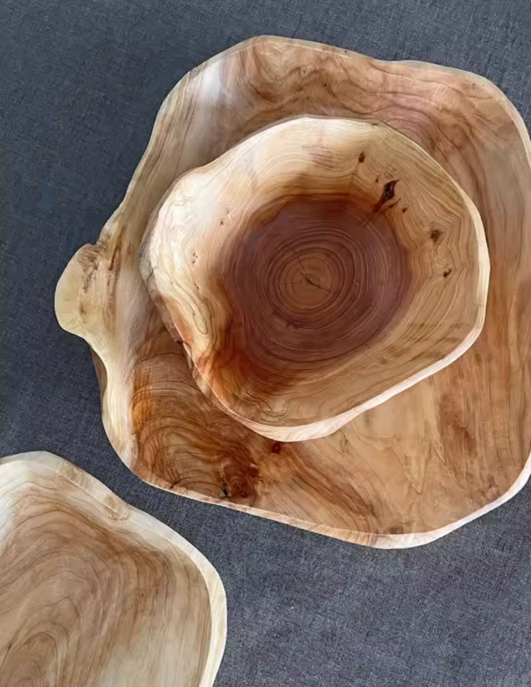 Bol créatif en racine de bois sculptée